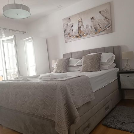 Apartment Golden Sunrise - 4 Ul.Petra Svacica11 Башка-Вода Экстерьер фото
