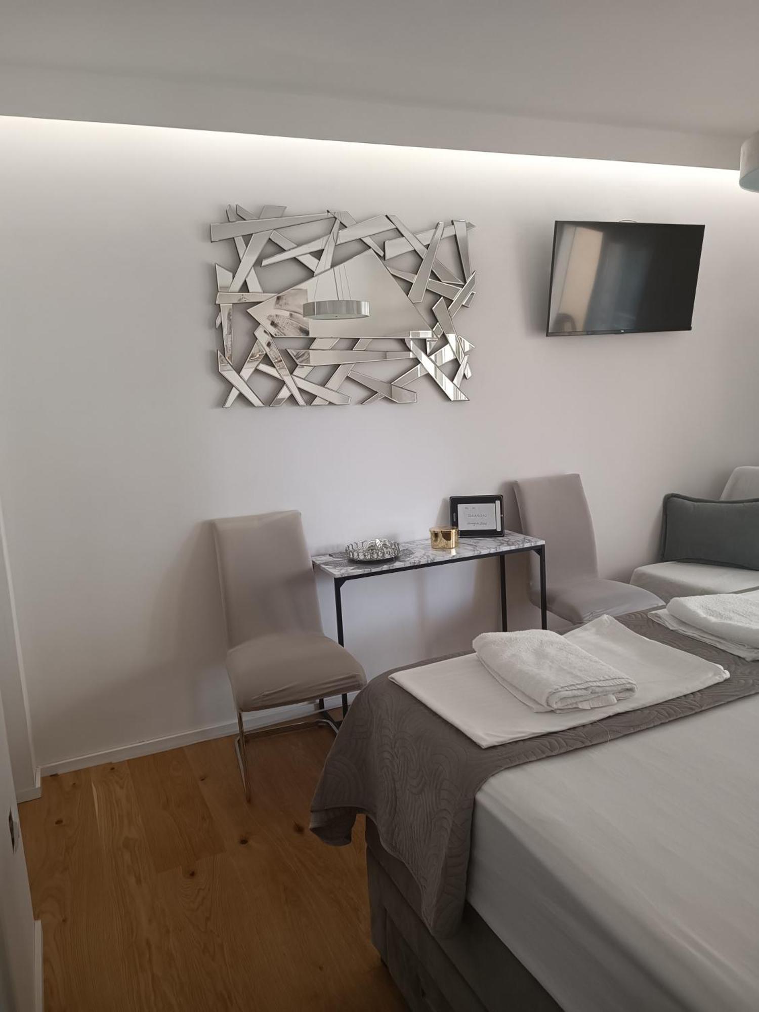 Apartment Golden Sunrise - 4 Ul.Petra Svacica11 Башка-Вода Экстерьер фото